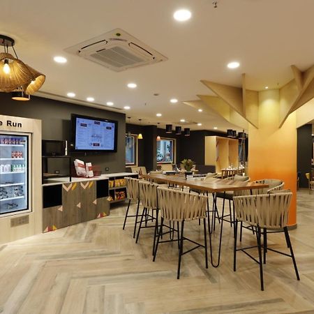 Surat Otel Dış mekan fotoğraf