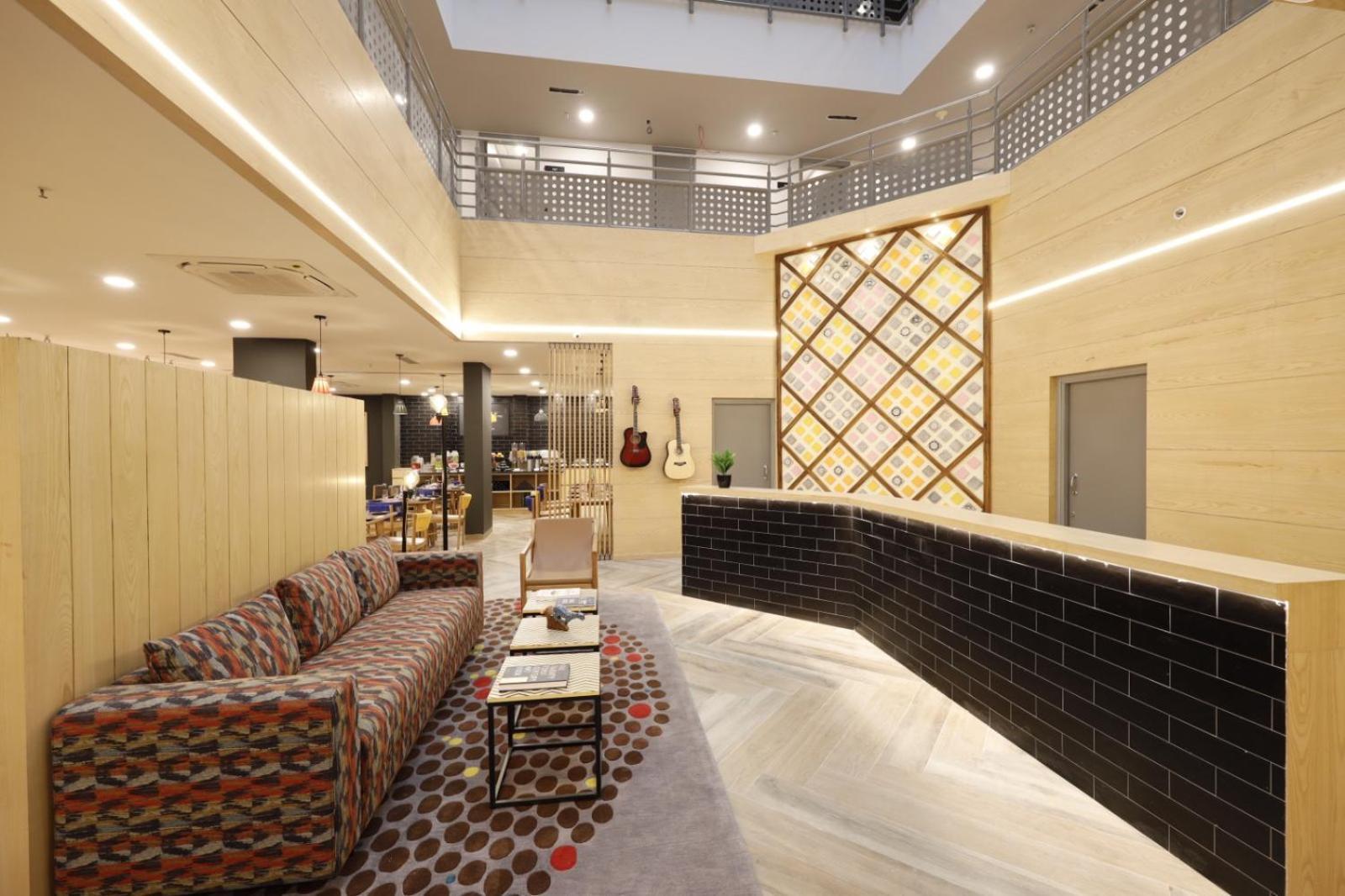 Surat Otel Dış mekan fotoğraf